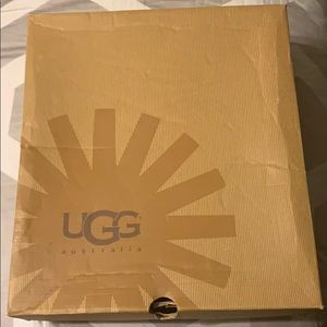 Classic Short Sparkle Ugg